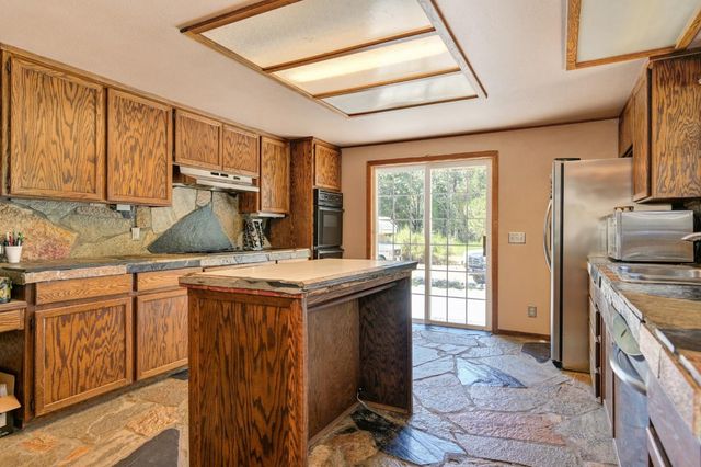 15310 Tyler Foote Rd, Nevada City, CA 95959