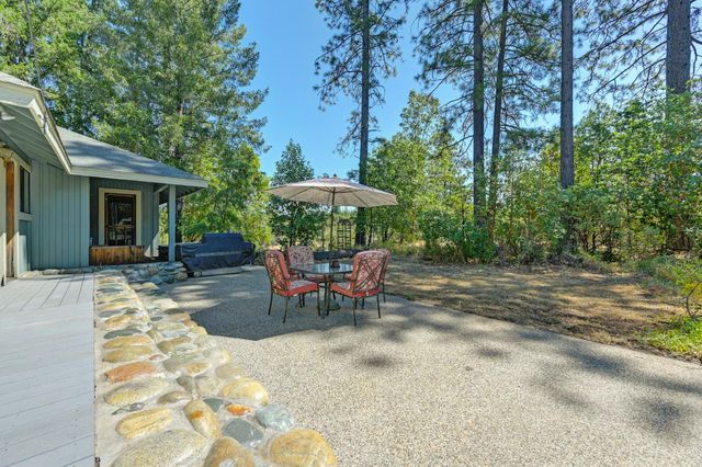 15310 Tyler Foote Rd, Nevada City, CA 95959