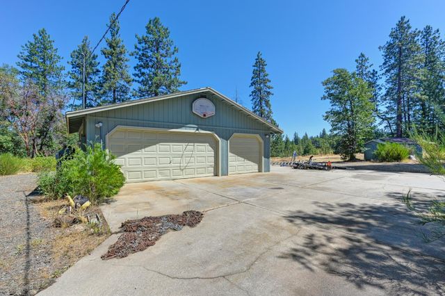15310 Tyler Foote Rd, Nevada City, CA 95959