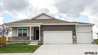 8111 S 200 Street, Gretna, NE 68028