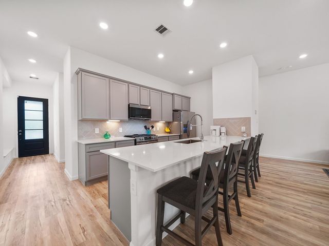 674 Royal Arch Drive, Conroe, TX 77304