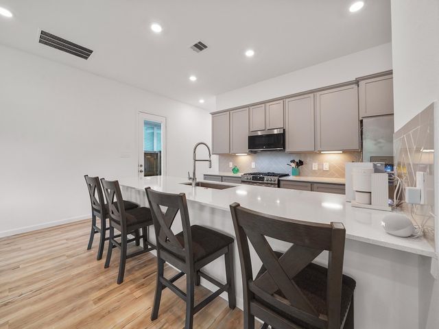 674 Royal Arch Drive, Conroe, TX 77304