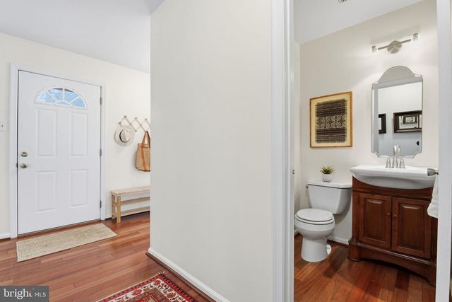 394 KINGS COLLEGE DR, Arnold, MD 21012