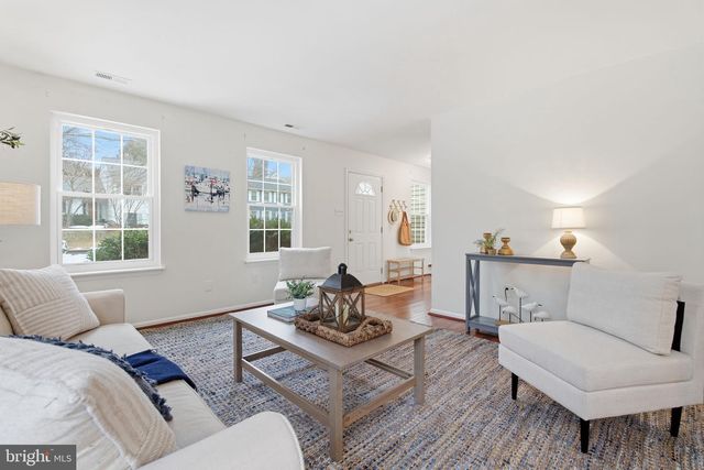 394 KINGS COLLEGE DR, Arnold, MD 21012