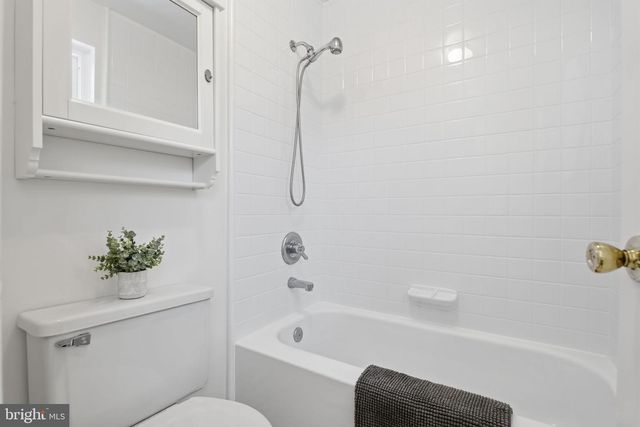 394 KINGS COLLEGE DR, Arnold, MD 21012