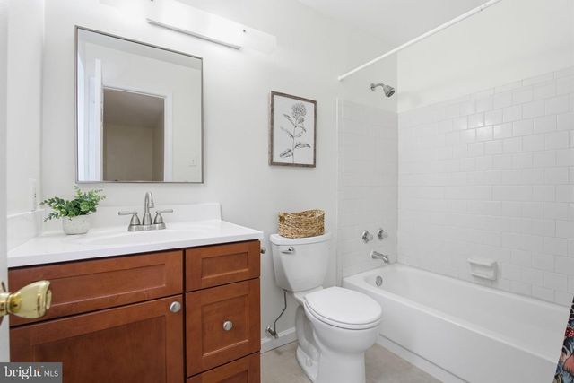 394 KINGS COLLEGE DR, Arnold, MD 21012