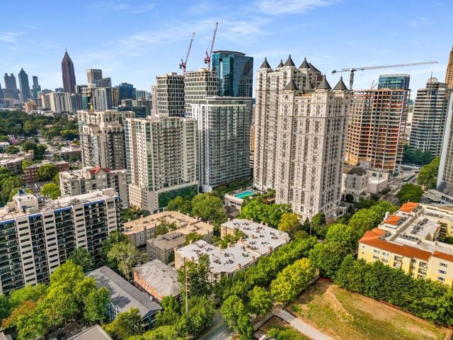 244 13th NE Street 105, Atlanta, GA 30309