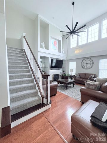 2132 Bluebonnet Lane, Matthews, NC 28104