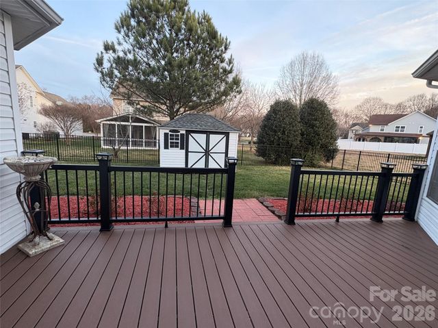 2132 Bluebonnet Lane, Matthews, NC 28104