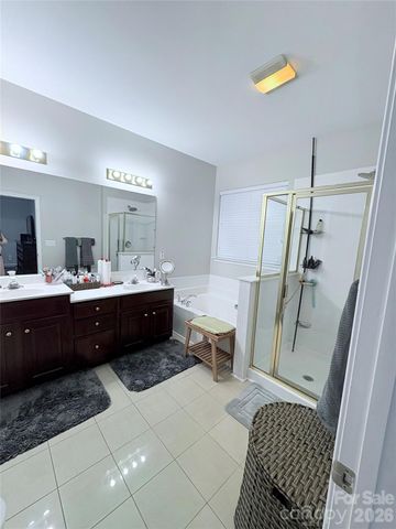 2132 Bluebonnet Lane, Matthews, NC 28104