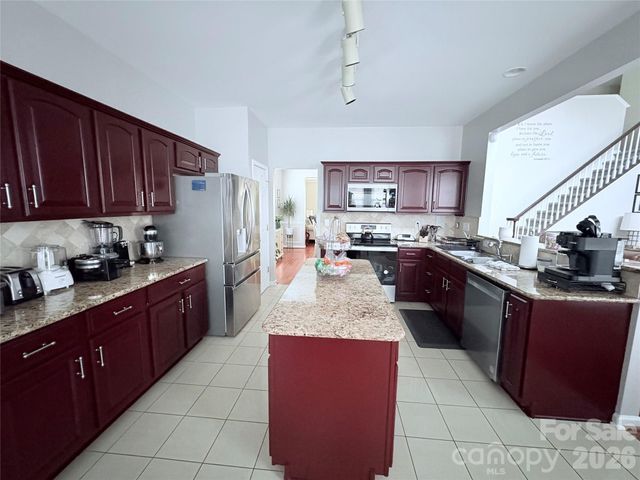 2132 Bluebonnet Lane, Matthews, NC 28104