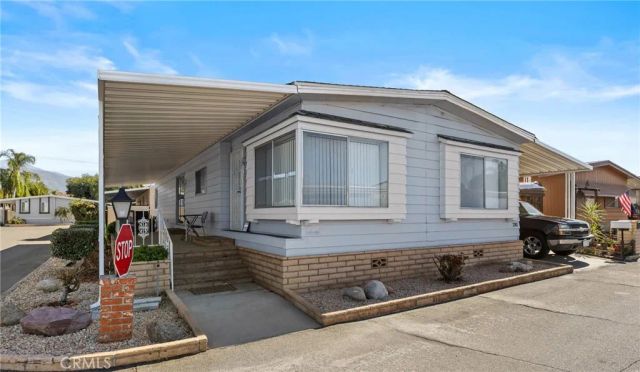 881 N Lake 281, Hemet, CA 92544