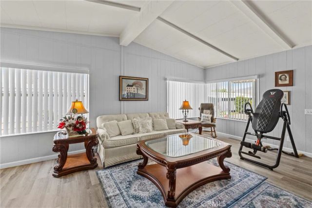 881 N Lake 281, Hemet, CA 92544