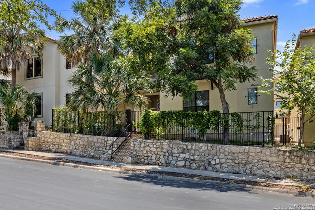 246 BRAHAN BLVD, San Antonio, TX 78215