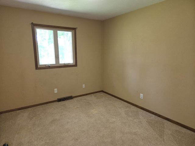 4463 ADELE Street, Roscoe, IL 61073