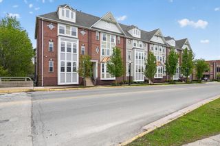 223 N Michigan Avenue 12, Howell, MI 48843