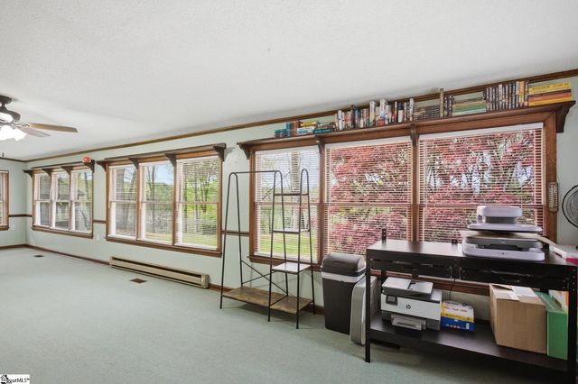 646 Flat Shoals Road, Walhalla, SC 29691