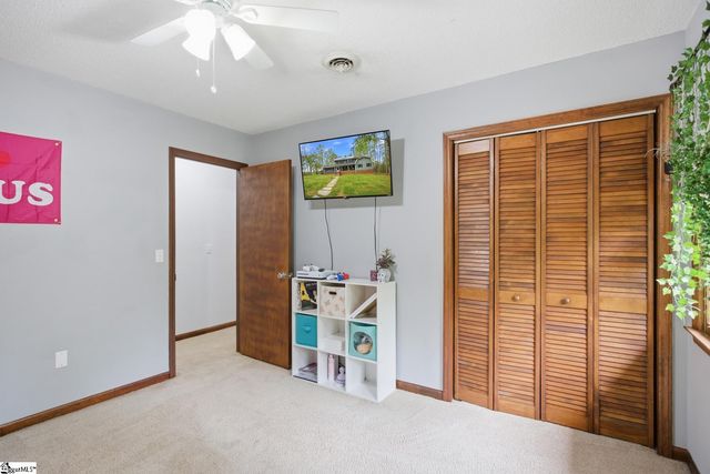 646 Flat Shoals Road, Walhalla, SC 29691