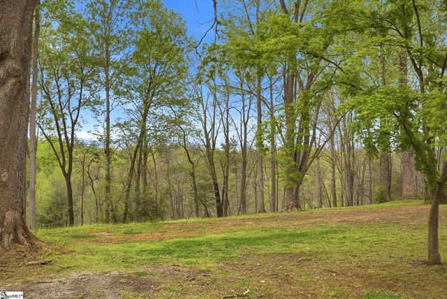 646 Flat Shoals Road, Walhalla, SC 29691