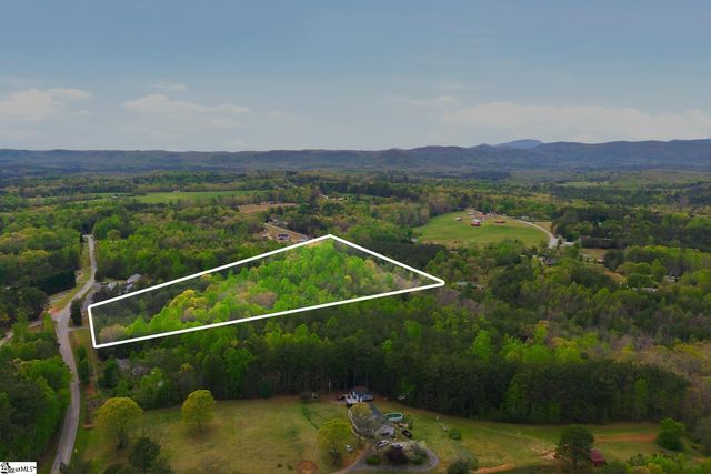 646 Flat Shoals Road, Walhalla, SC 29691