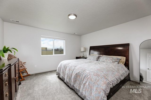 5206 Clearfield Ct, Caldwell, ID 83605