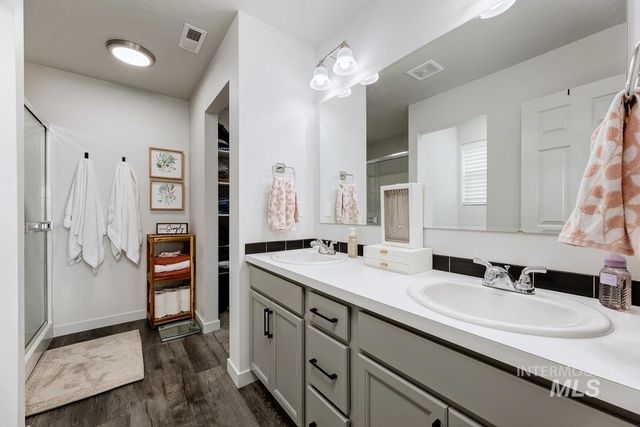 5206 Clearfield Ct, Caldwell, ID 83605