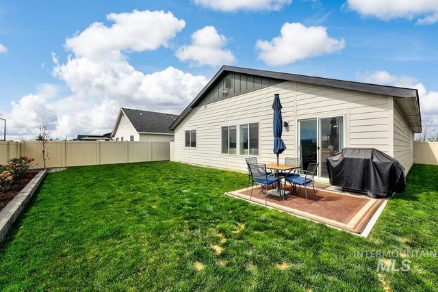 5206 Clearfield Ct, Caldwell, ID 83605