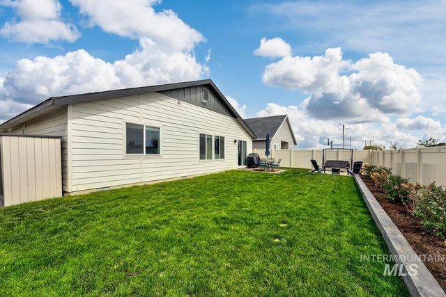 5206 Clearfield Ct, Caldwell, ID 83605