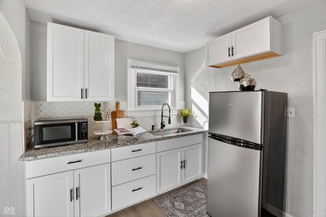 1629 Sharon Avenue, Indianapolis, IN 46222