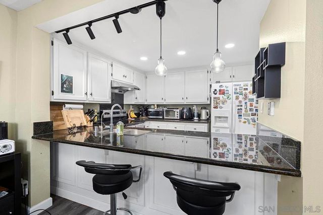 6186 Caminito Baeza, San Diego, CA 92122