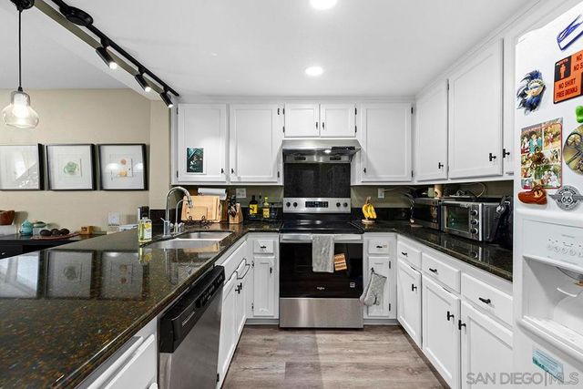 6186 Caminito Baeza, San Diego, CA 92122