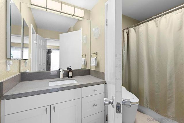 6186 Caminito Baeza, San Diego, CA 92122
