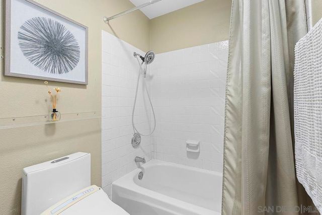 6186 Caminito Baeza, San Diego, CA 92122
