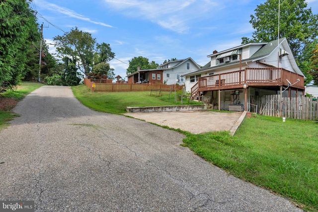 3304 BURGESS RD, Chesapeake Beach, MD 20732