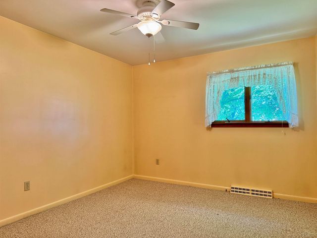 835 Wheelock Drive, Freeland, MI 48623