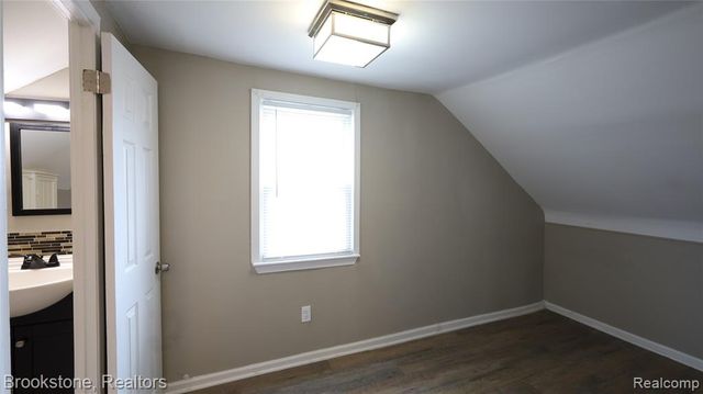 11357 Fisher Avenue, Warren, MI 48089