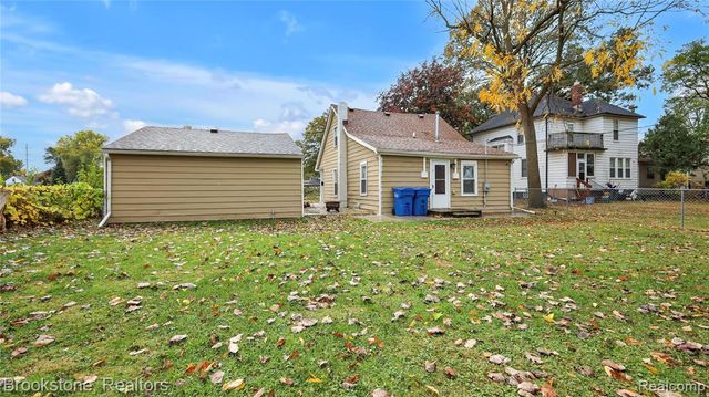 11357 Fisher Avenue, Warren, MI 48089