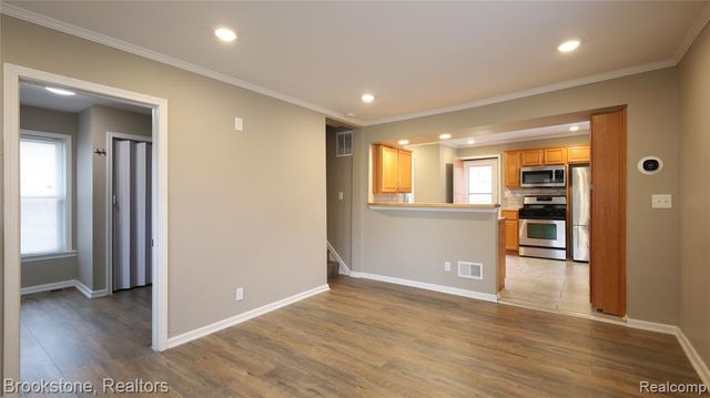 11357 Fisher Avenue, Warren, MI 48089