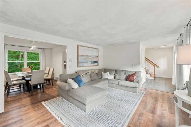 93 Pilgrim Avenue, Coventry, RI 02816