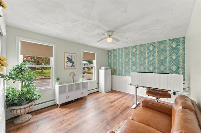 93 Pilgrim Avenue, Coventry, RI 02816