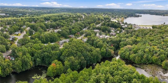 93 Pilgrim Avenue, Coventry, RI 02816
