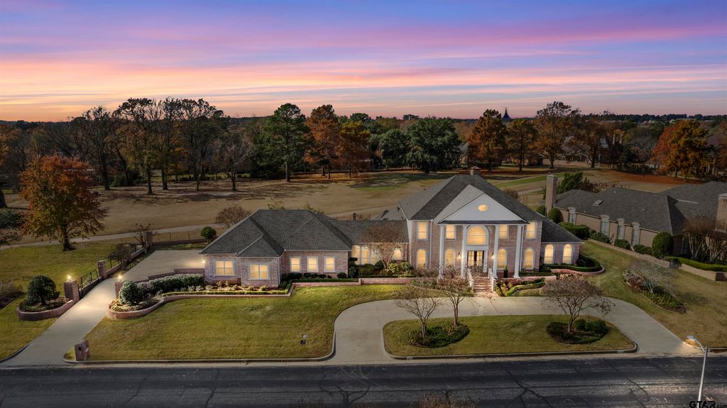 7005 Gleneagles Dr, Tyler, TX 75703