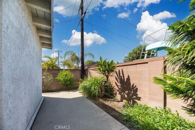 7849 La Habra, Buena Park, CA 90620
