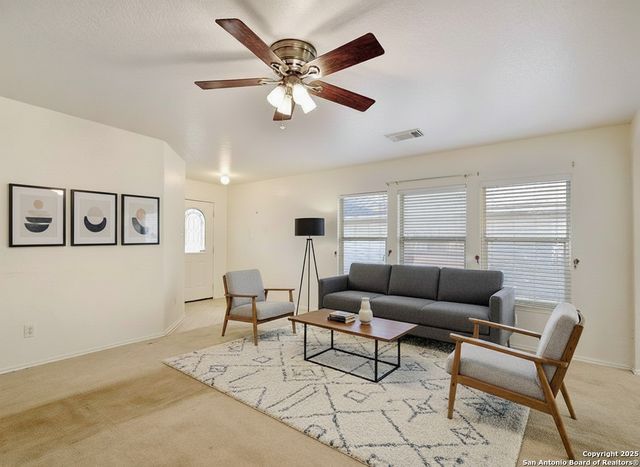 5643 Lovett Oaks, San Antonio, TX 78218