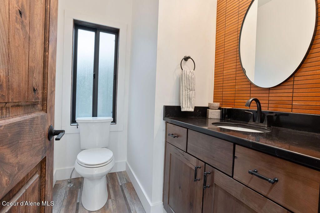 98 Chutes Ln, Sandpoint, ID 83864 photo 11