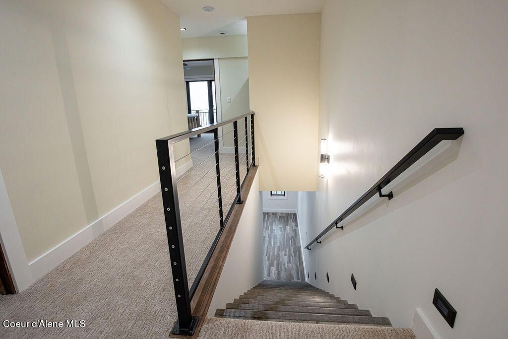 98 Chutes Ln, Sandpoint, ID 83864 photo 12