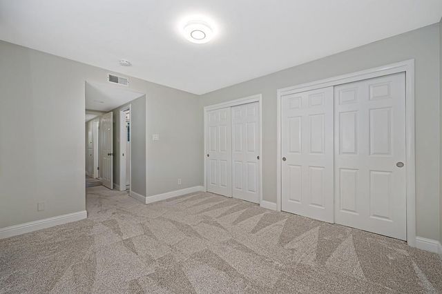 7284 Farm Dale Way, Sacramento, CA 95831