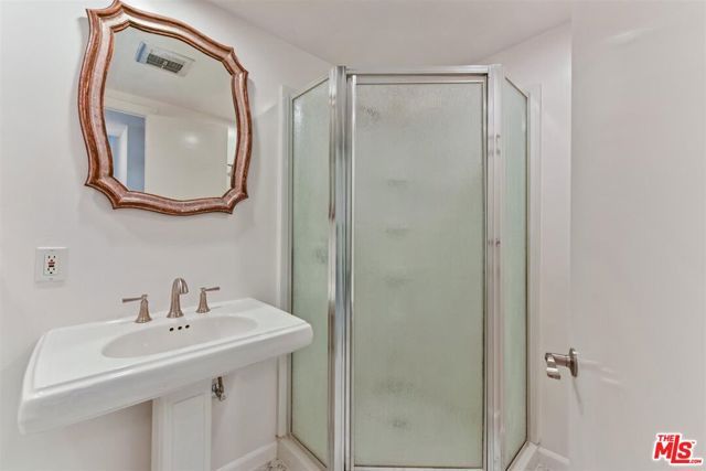 969 Hilgard Avenue 1205, Los Angeles, CA 90024