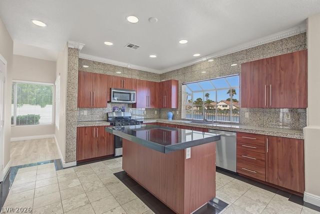 2960 Sun Lake Drive, Las Vegas, NV 89128