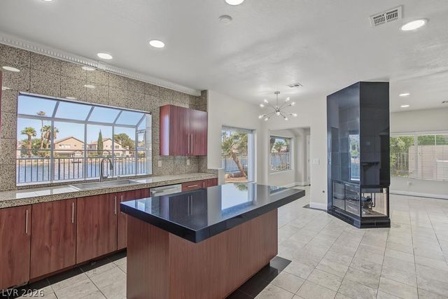 2960 Sun Lake Drive, Las Vegas, NV 89128